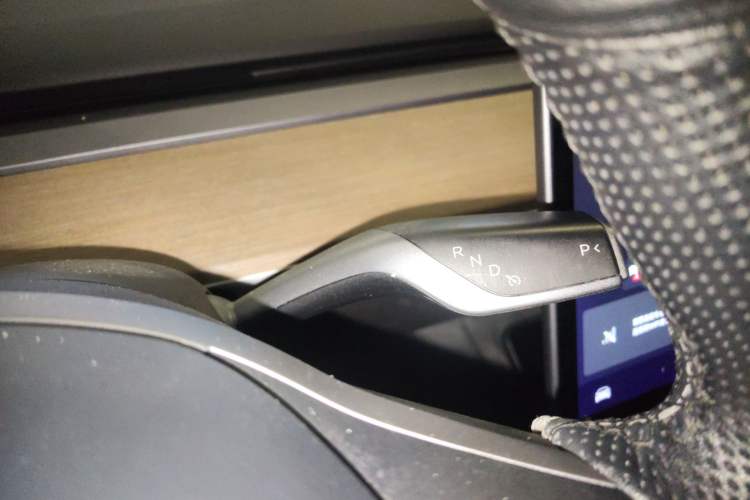 Used Tesla Model Y 2021 Standard Range Rear-Wheel Drive Version