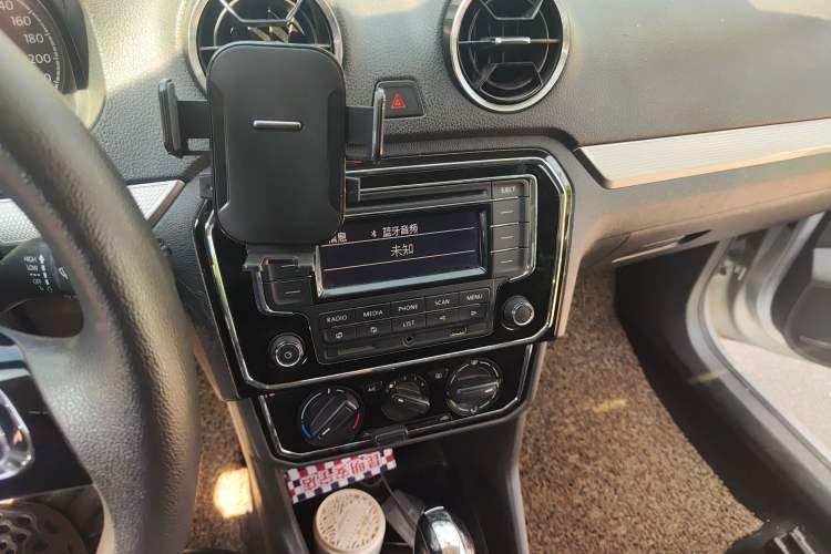 Used Volkswagen Jetta 2017 1.5L Automatic Comfort Model Audio And AC Panel