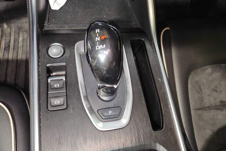Used Haval H6 2021 National Trend Edition 1.5T Automatic Champion Version Gear Lever