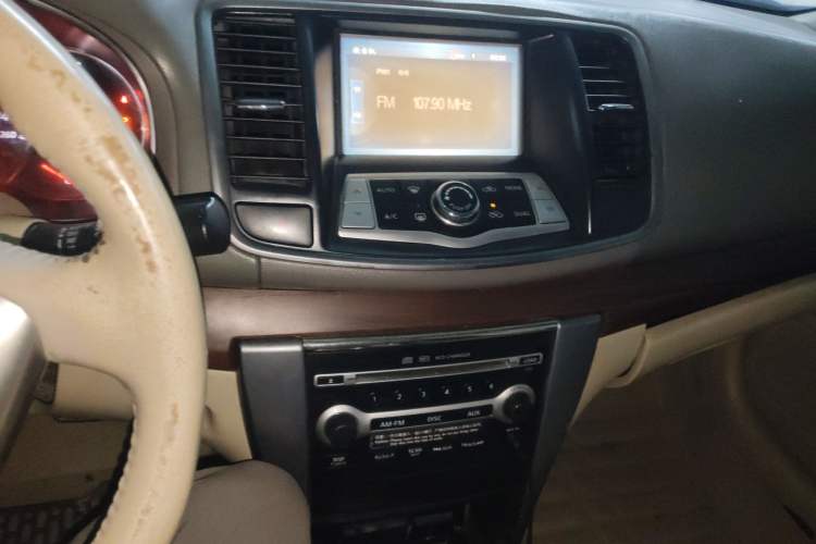 Used Nissan Teana 2008 2.0L XL Comfort Edition Audio And AC Panel