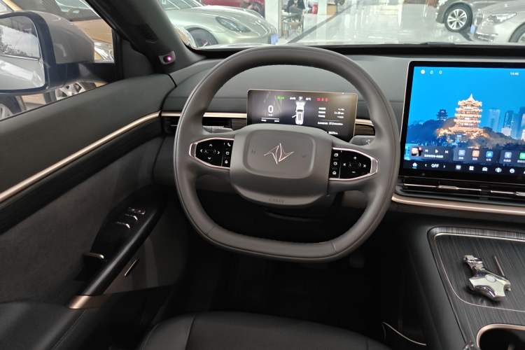 Used Dongfeng eπ eπ008 2024 636Max All-Electric Version 6 Seats