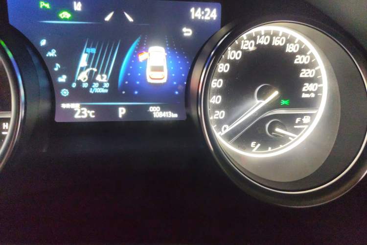 Used Toyota Camry 2019 Dual-Engine 2.5HS FENGSHANG Edition China VI Standard