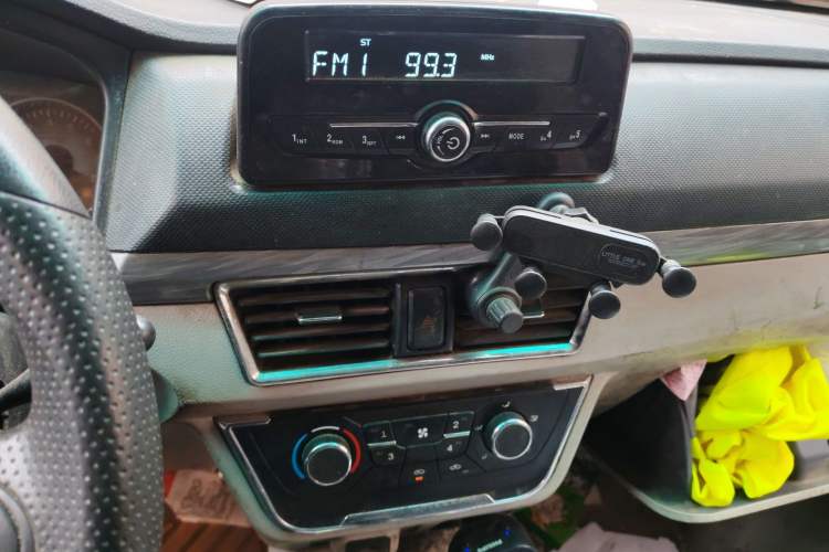 Used Jinbei New Hiace S 2018 1.5L Wealth Edition Van DLCG14
