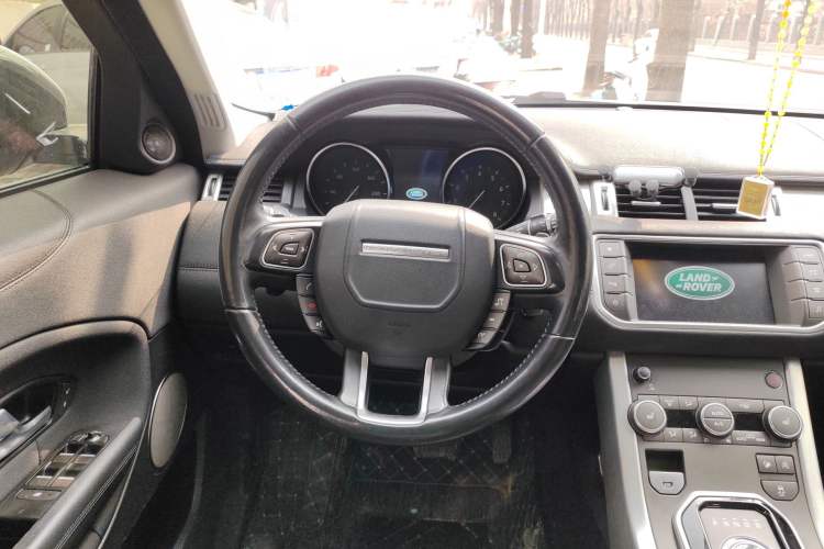 Used Land Rover Range Rover Evoque 2017 2.0T PURE Style Edition