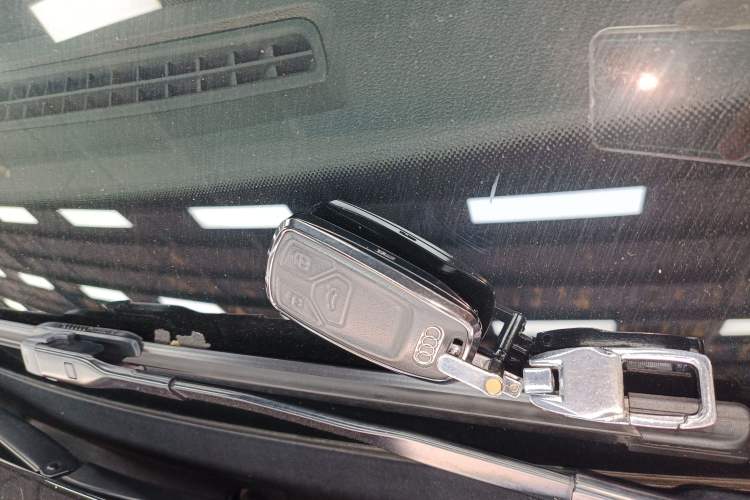 Used Audi Q5L 2023 40T Luxury Dynamic Model