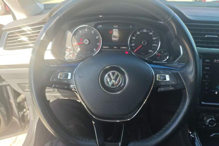 Used Volkswagen Phideon 2018 Revised Version 380TSI Two-Wheel Drive Business Edition