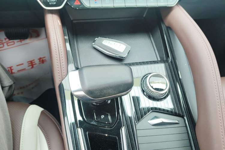 Used Geely Auto Monjaro L 2021 2.0TD DCT EVO Two-Wheel Drive Prestige Version