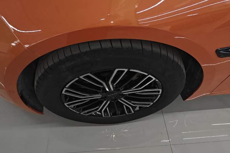 Used Zeekr 001 2025 WE Edition 100 kWh Rear-Wheel Drive
