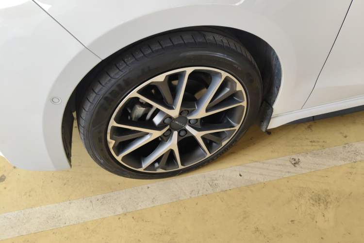 Used Lynk & Co 03 2022 1.5TD DCT JingPro Exterior 2