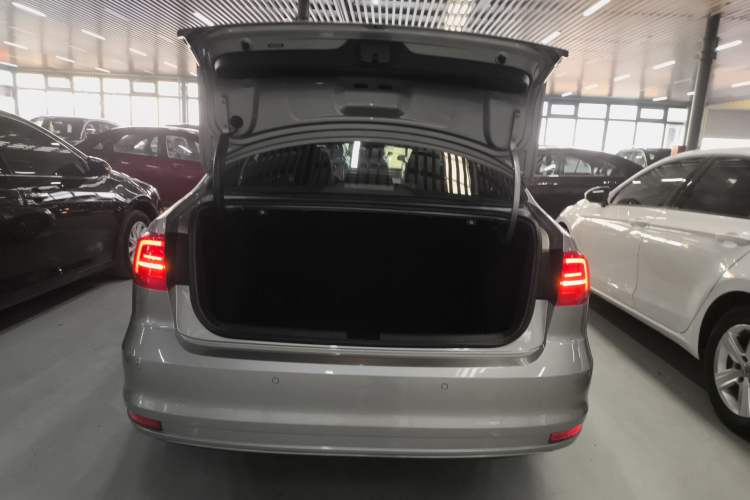 Used Volkswagen Sagitar 2018 1.6L Automatic Comfort Model