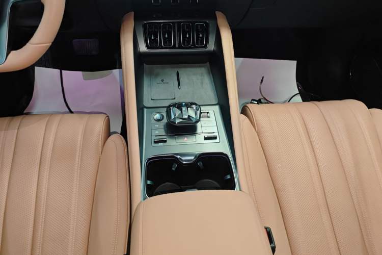 Used BYD Song L EV 2025 662 km Advanced Intelligent Driving Version
