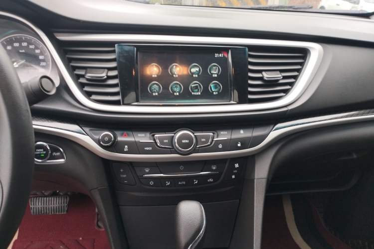 Used Buick GT 2016 15N Automatic Luxury Edition Audio And AC Panel