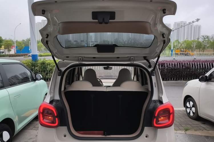 Used Wuling Hongguang MINIEV 2025 Four-Door Version Advanced Edition
