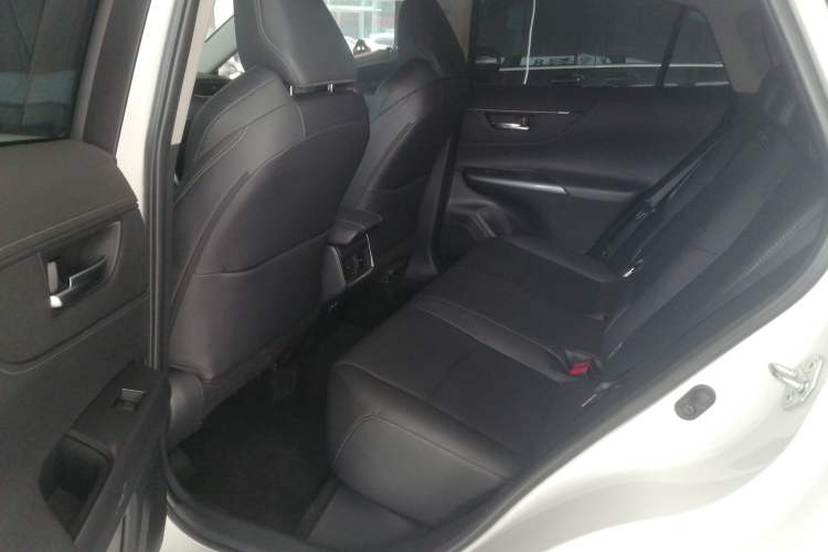 Used Toyota Venza 2023 2.0L CVT Two-Wheel Drive Luxury Edition
