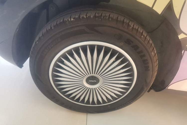 Used CHANGAN NEVO Lumin 2024 205km Launch Edition
