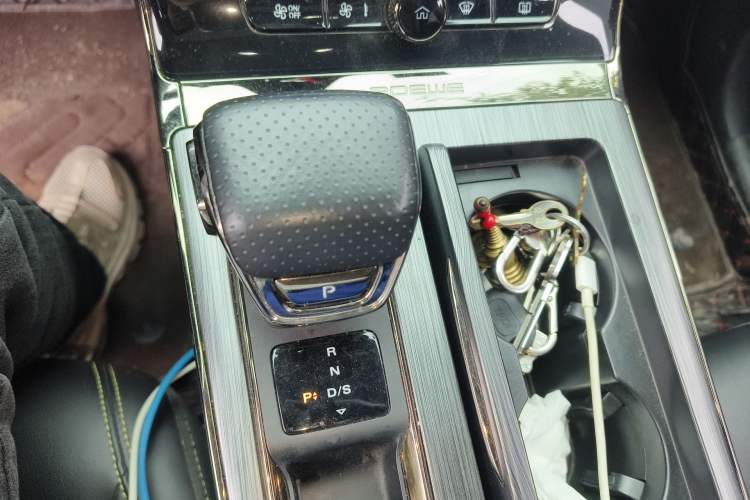 Used Roewe RX5 2021 PLUS 330TGI Automatic National Style Smart Enjoyment Edition Gear Lever