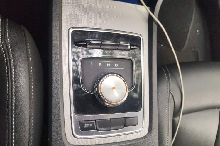 Used Roewe i6 New Energy 2017 45T Hybrid Connect & Smart Enjoyment Edition
