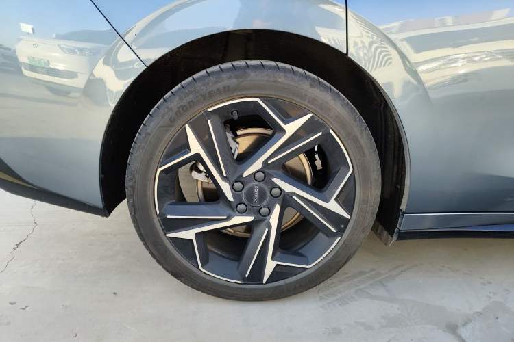 Used Lynk & Co 07 2024 EM-P 126 Long-Range Ultra
