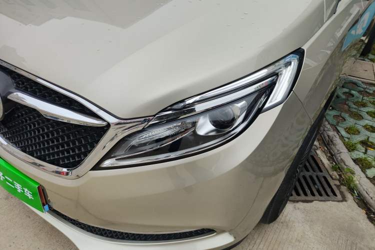 Used Buick GL8 2018 ES 28T Comfort Model China VI Standard