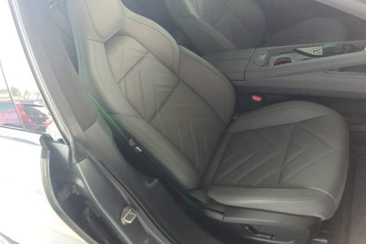 Used Zeekr 001 2022 Ultra-Long Range Dual-Motor ME Version
