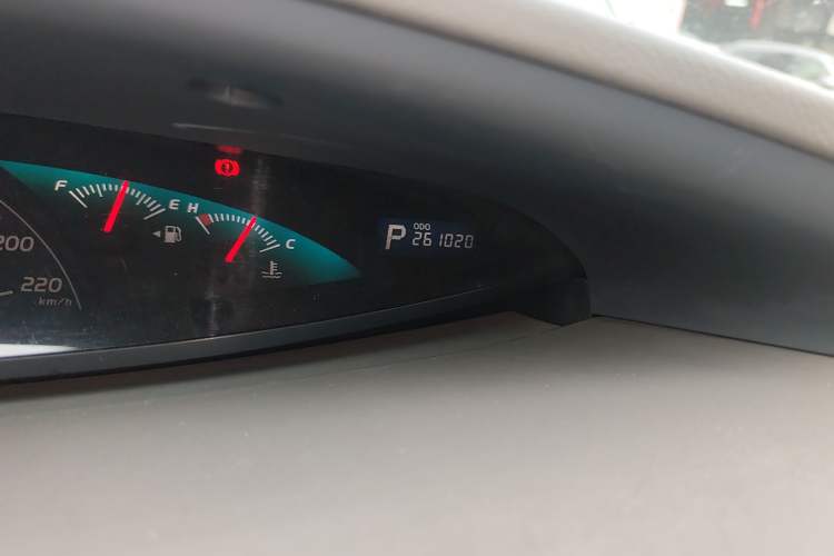 Used Toyota Previa 2007 3.5L 7-Seater Luxury Version Odometer Close Up