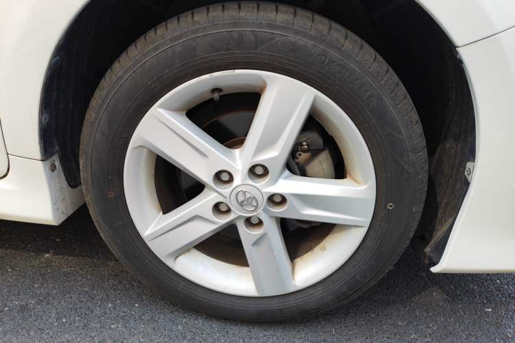 Used Toyota Camry 2012 Junrui 2.5S Activa Navigation Edition Right Front Wheel Hub