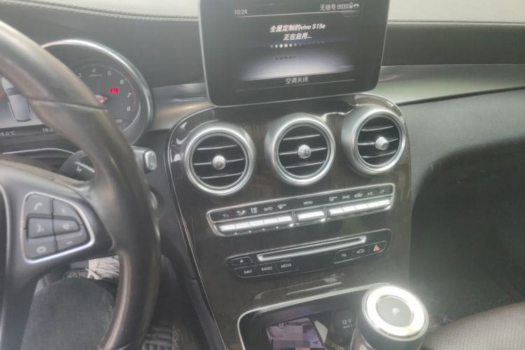 Used Mercedes-Benz GLC 2019 Facelift GLC 260 L 4MATIC Luxury Model Audio And AC Panel