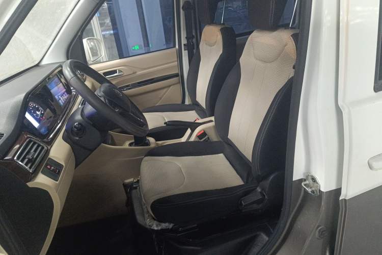 Used Kuayue Kuayue Xing V7 2022 1.6L Gasoline Comfort Version 5-Seater Dual-Door Design – DAM16KR