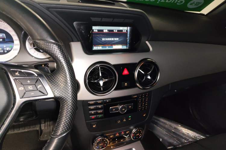 Used Mercedes-Benz GLK-Class 2015 GLK 260 4MATIC Fashion Edition Ultimate Version