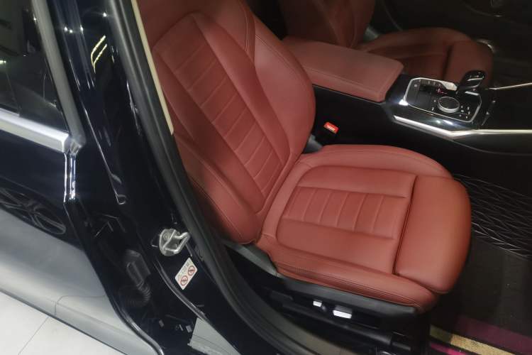 Used BMW 3 Series 2021 Second Facelift 325Li xDrive M Sport Package