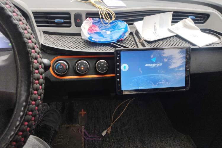 Used Wuling Hongguang MINIEV 2020 Enjoy Edition Lithium-Ion Battery Audio And AC Panel