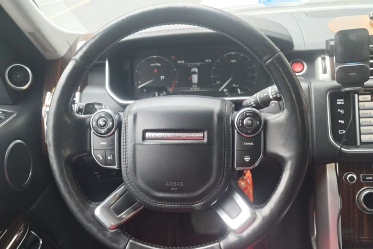 Used Land Rover Range 2014 3.0 SC V6 Vogue SE Long-Wheelbase Edition
