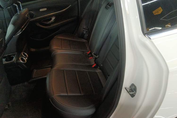 Used Mercedes-Benz E-Class 2019 Restyled E 300 L Sporty and Stylish Edition
