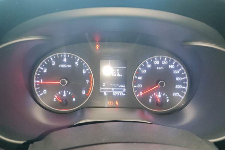 Used Kia KX Cross 2017 1.4L MT GLS