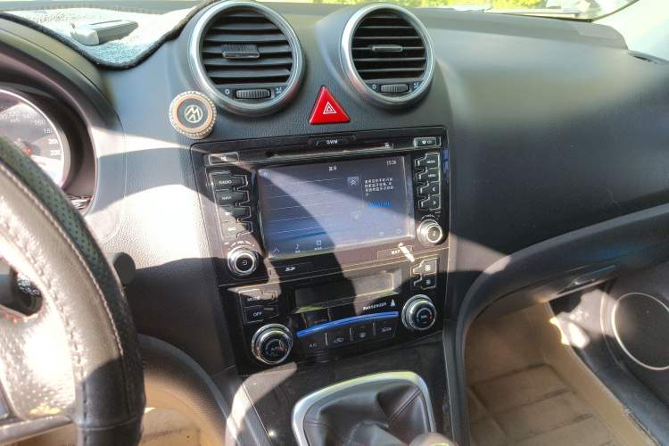 Used Haval H6 2015 Upgraded Model 1.5T Manual Two-Wheel Drive Elite Version