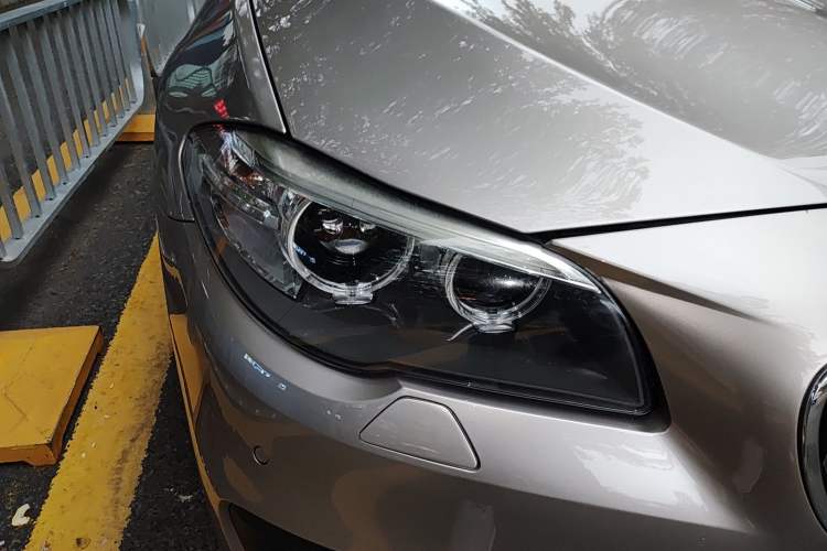 Used BMW 5 Series 2017 528Li Leading Model
