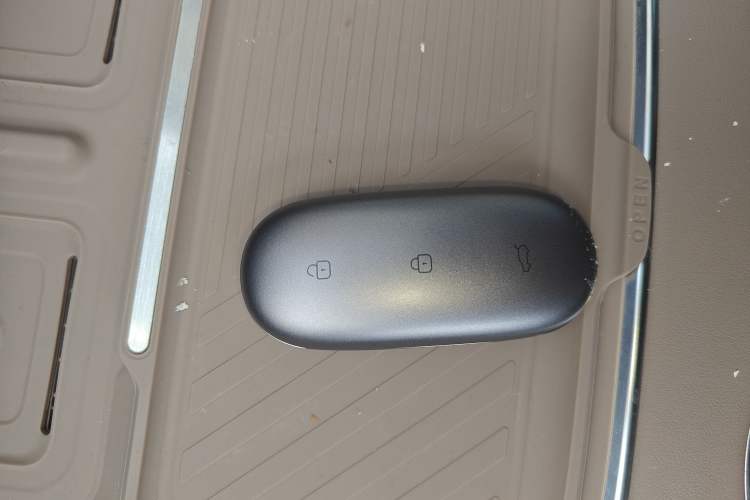 Used Li Auto L8 2025 Max Smart Refresh Edition
