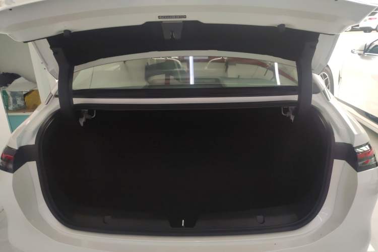 Used AION S MAX 2025 70 Star Edition 53.7 kWh Trunk