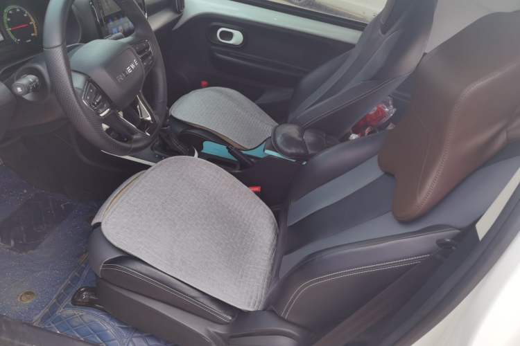 Used Roewe Clever 2022 311km QiQi BoBo Edition
