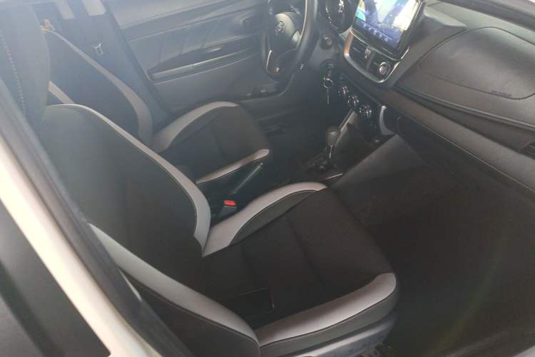 Used Toyota YARiS L Zhi Xuan 2022 X-Trail 1.5L CVT Leading PLUS Edition
