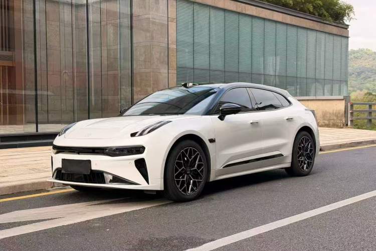 Used Zeekr 001 2025 WE Edition 100 kWh Rear-Wheel Drive