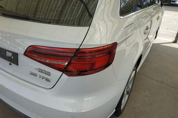 Used Audi A3 2020 Sportback 35 TFSI Fashion Edition China VI Emission Standard

