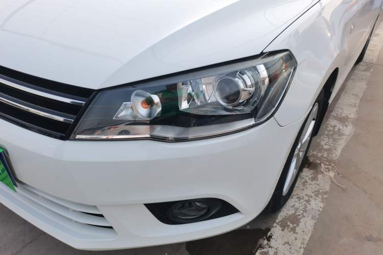 Used Volkswagen Jetta 2015 1.6L Manual Comfort Model
