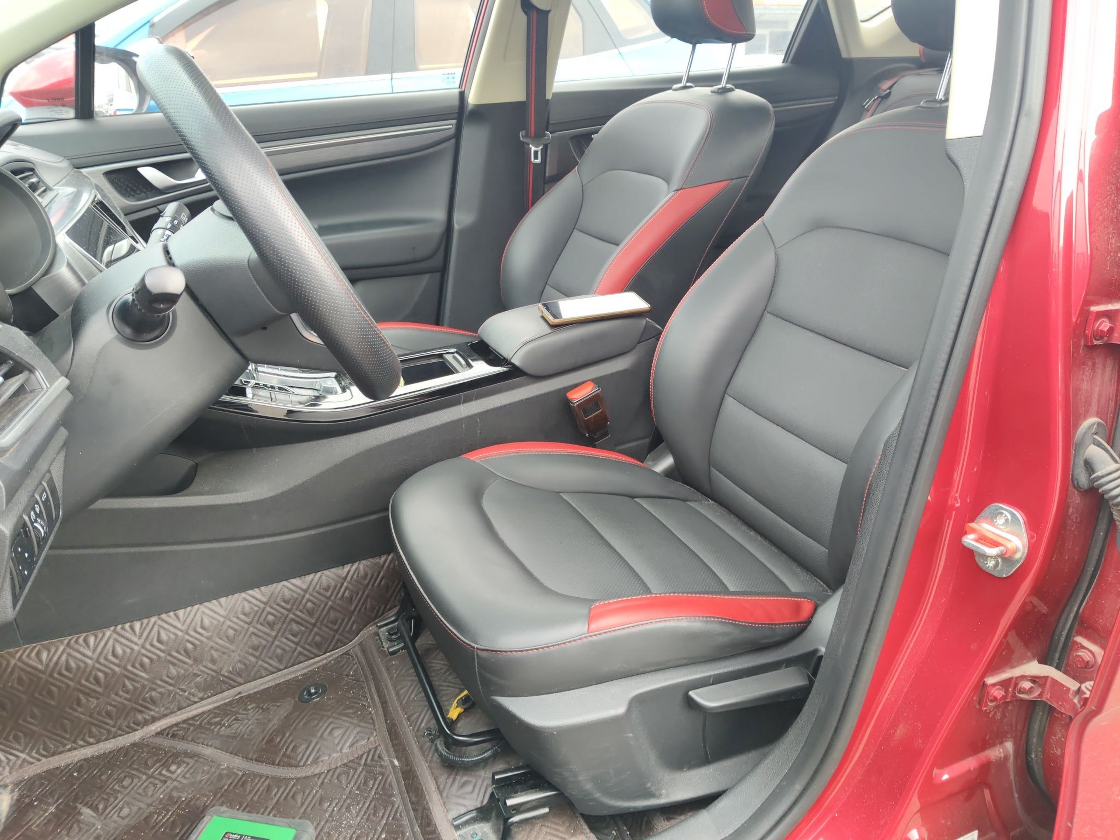 Interior delantero
