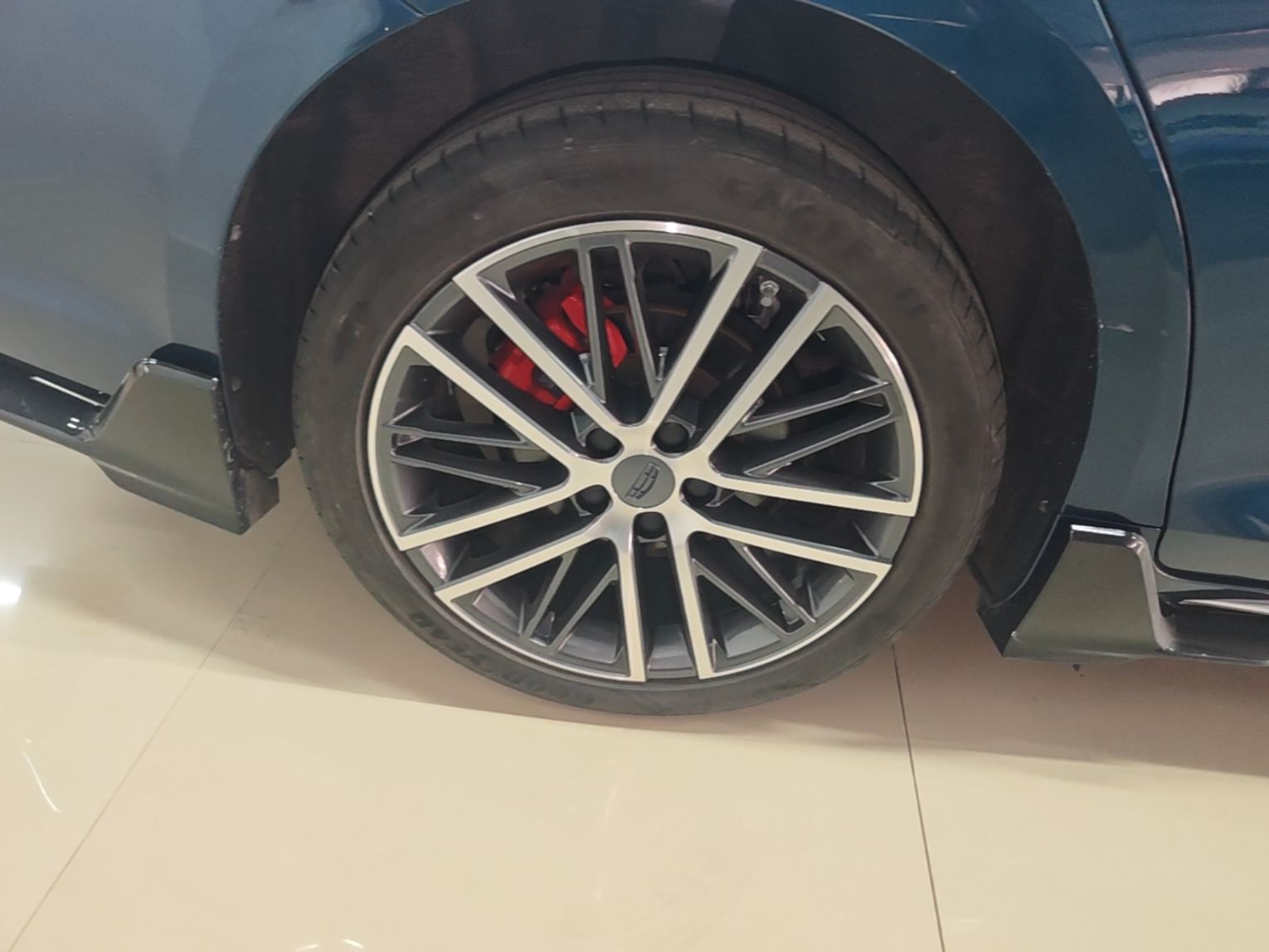 Geely Auto Preface 2023 2.0TD "Only This Verdant Green" Edition — снимка 11
