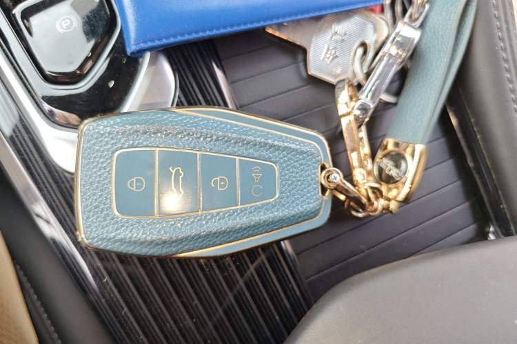 Used Geely Auto Monjaro L 2023 2.0TD High-Power Automatic Two-Wheel Drive Flagship Version
