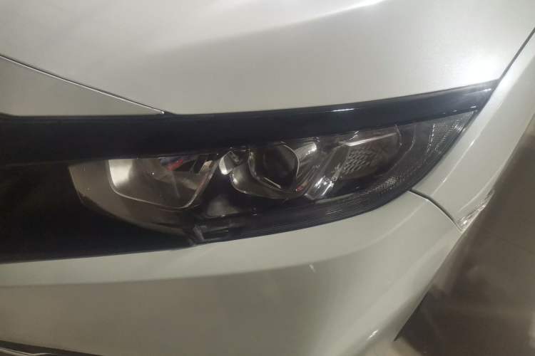 Used Honda Civic 2016 220TURBO CVT Luxury Edition
