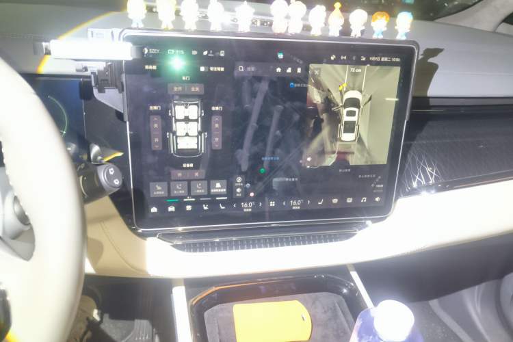 Used Zeekr 009 2022 WE Edition
