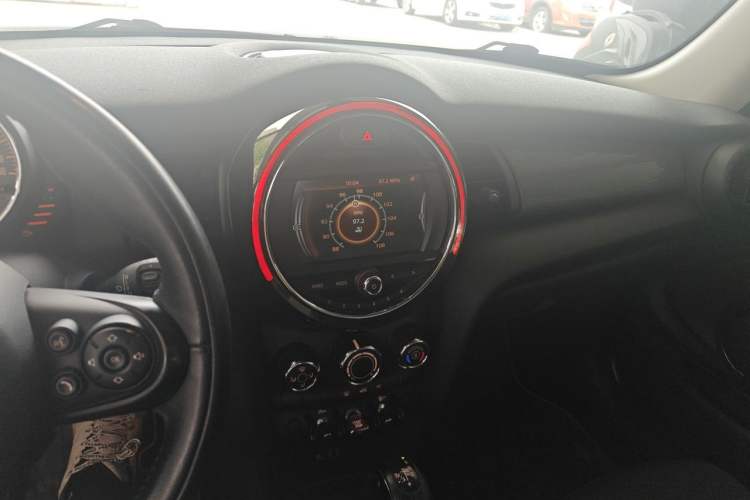 Used MINI 2016 1.5T COOPER
