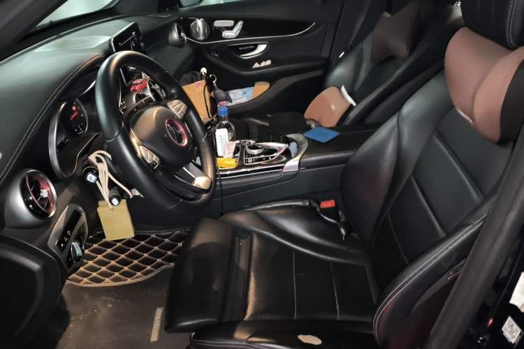 Used Mercedes-Benz GLC 2017 GLC 260 4MATIC Luxury Model